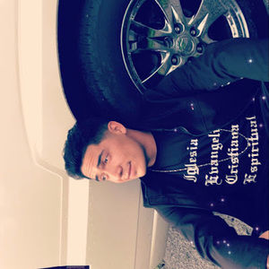 Meet your Posher, Josue